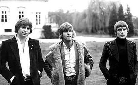 emerson_lake_palmer_1.jpg